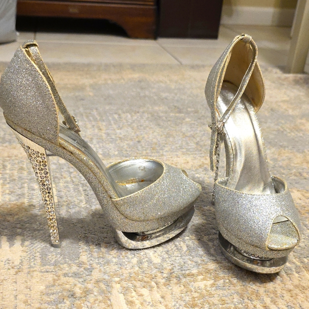 Elegant Silver Glitter High Heel Bling Platforms
